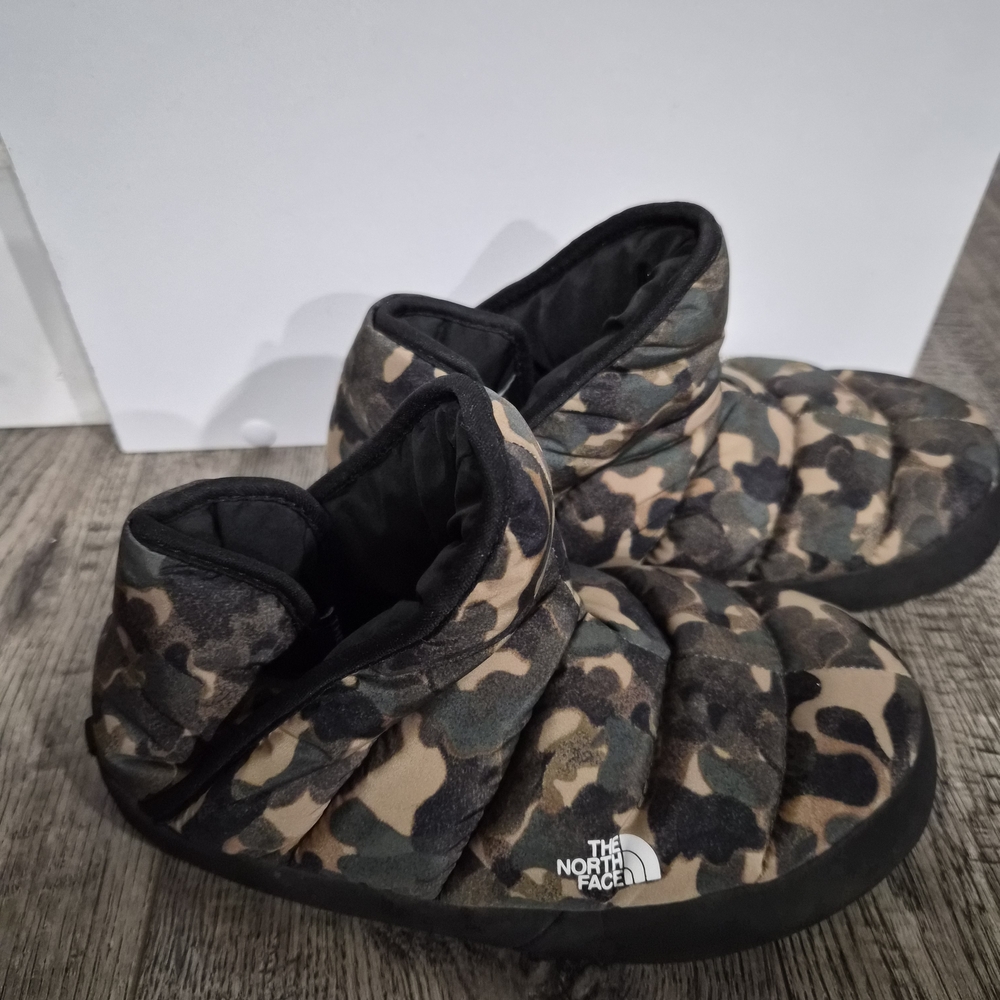 The North Face Kids Camouflage Slippers